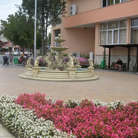 Riviera Studio Apartment Ravda